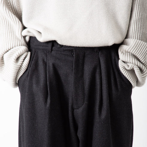 Lownn Double Pleated Pants x DEGLIUBERTI Black Harringbone Wool Degli Uberti