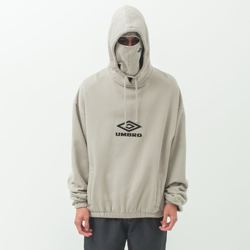 Umbro OG Logo Mask Hoodie Taupe UBMW0216FA147 2000277776040 Fit Front Degli Uberti