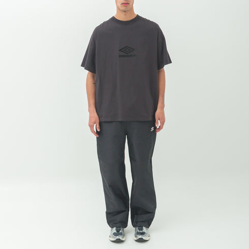 Umbro OG Logo T-Shirt Washed Black UBMW0238JY55 2000277770048 Fit Front Degli Uberti