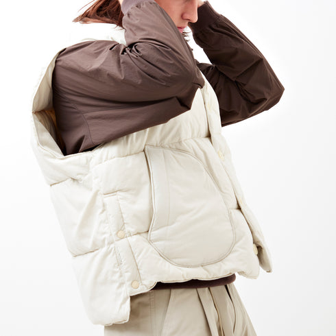 Nanamica Down Vest Ecru SUAF291E Degli Uberti